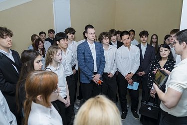 Парламентский урок с депутатом и сенатором